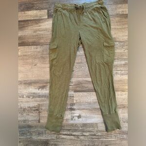 Lightweight cargo joggers